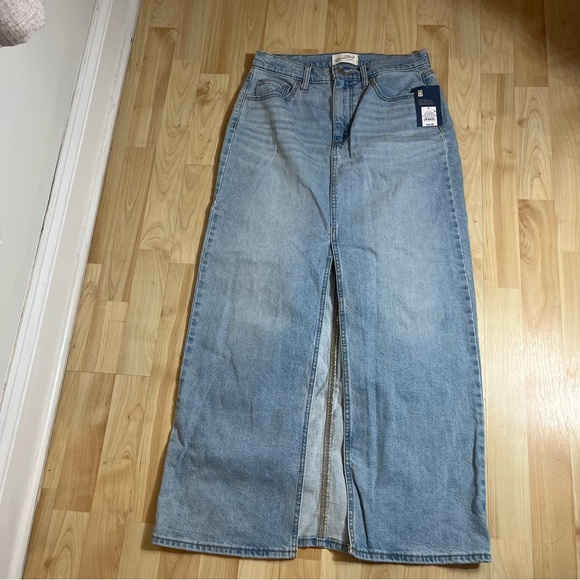 Universal Thread Dresses & Skirts - Women's Ultra-High Rise Denim Maxi Skirt - Universal Thread Light Wash size 6
